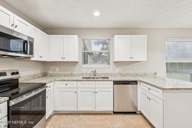 6026 GREENWILLOW Court, Jacksonville, FL 32277