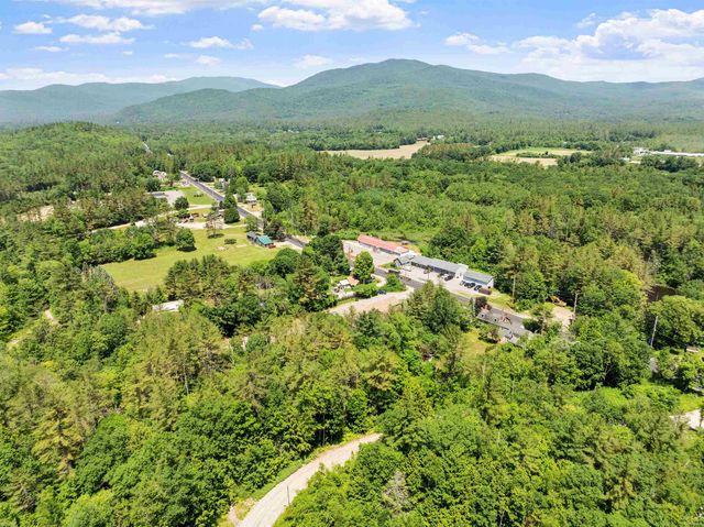 27 NH Route 25, Plymouth, NH 03264