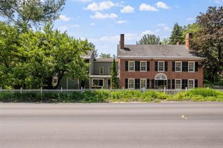 27 NH Route 25, Plymouth, NH 03264