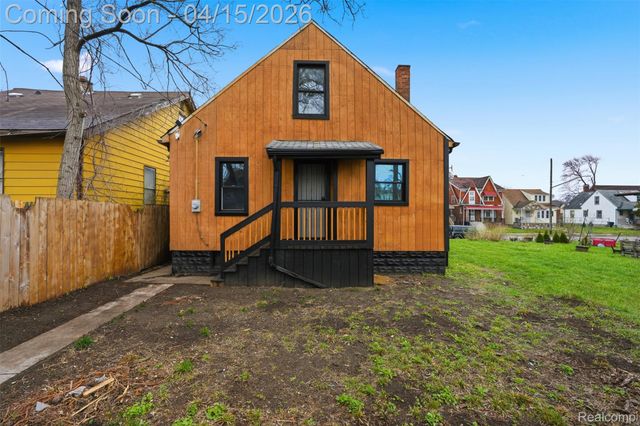 16183 Lilac Street, Detroit, MI 48221