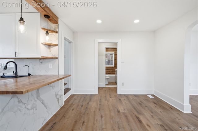 16183 Lilac Street, Detroit, MI 48221