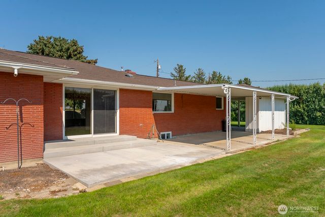 21807 SW 1 Road, Quincy, WA 98848