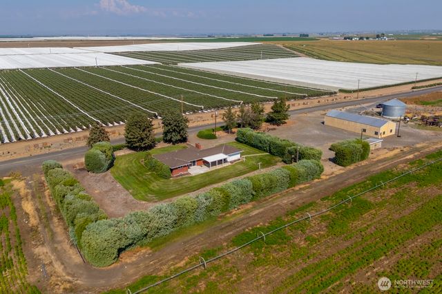 21807 SW 1 Road, Quincy, WA 98848