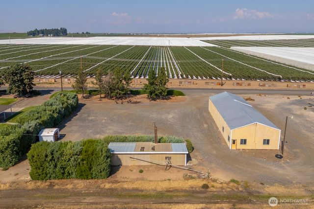 21807 SW 1 Road, Quincy, WA 98848