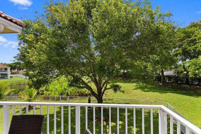 1753 NW 74th Way, Pembroke Pines, FL 33024