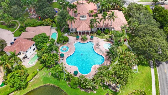 1753 NW 74th Way, Pembroke Pines, FL 33024