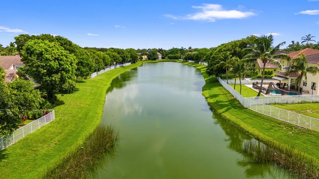 1753 NW 74th Way, Pembroke Pines, FL 33024