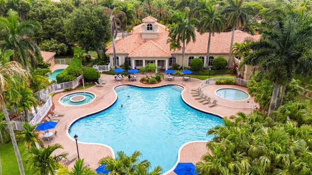 1753 NW 74th Way, Pembroke Pines, FL 33024