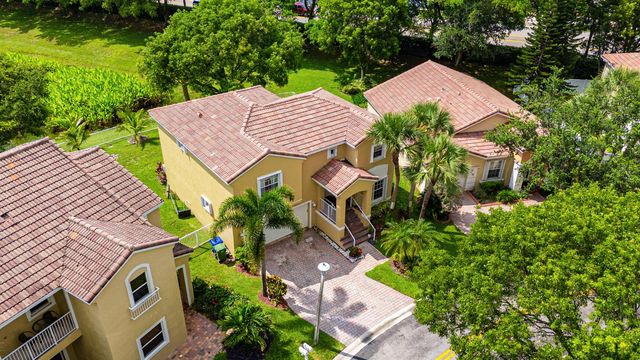 1753 NW 74th Way, Pembroke Pines, FL 33024
