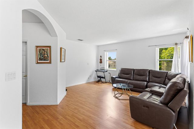 1753 NW 74th Way, Pembroke Pines, FL 33024