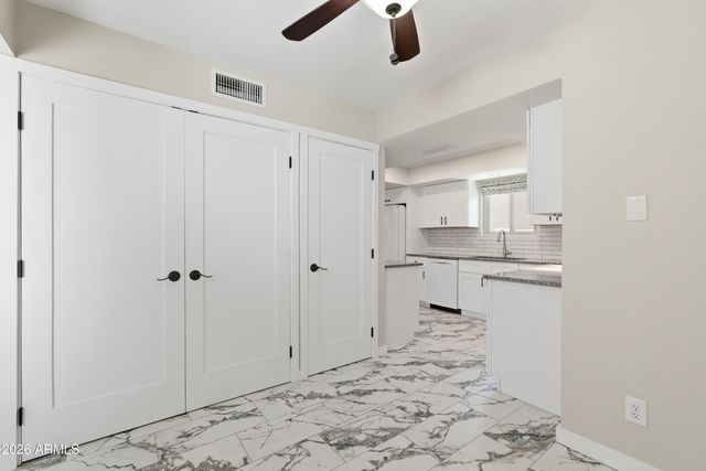 10602 E ELMHURST Drive, Sun Lakes, AZ 85248
