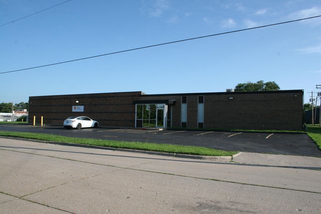 1867 East Florida Street, Springfield, MO 65803