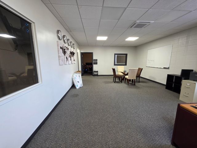 1867 East Florida Street, Springfield, MO 65803