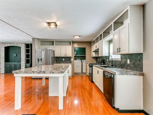 2010 SE 136th Avenue, Norman, OK 73026