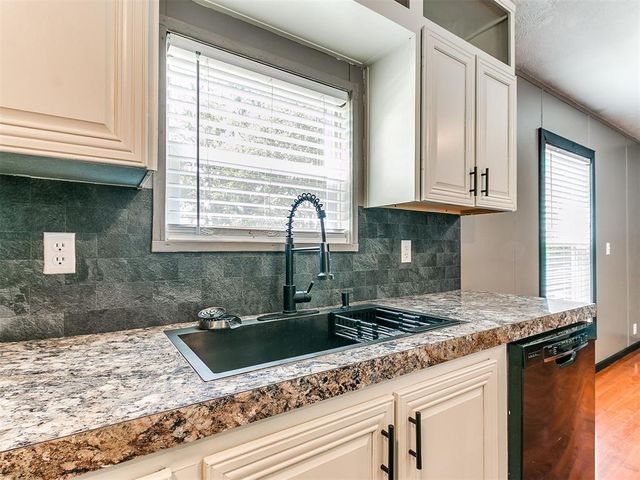 2010 SE 136th Avenue, Norman, OK 73026