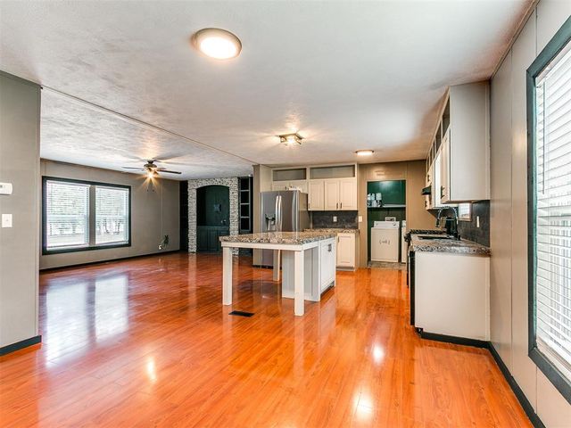 2010 SE 136th Avenue, Norman, OK 73026