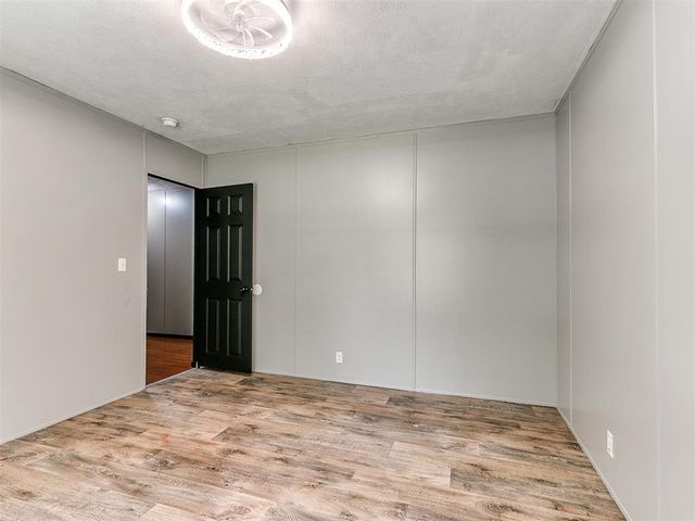 2010 SE 136th Avenue, Norman, OK 73026