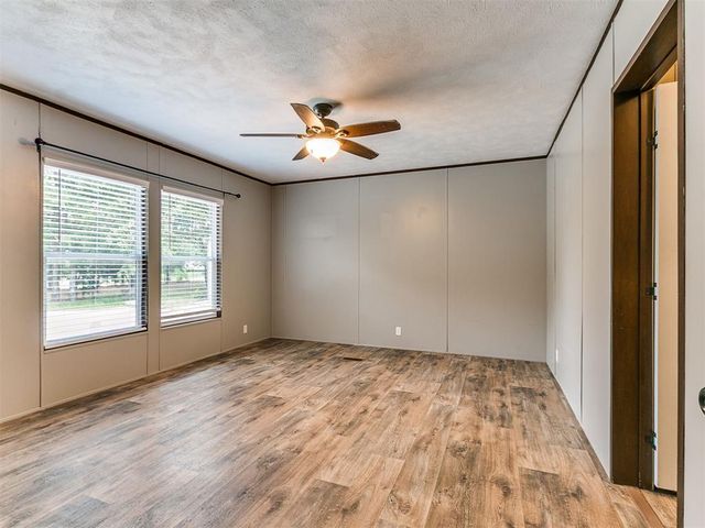 2010 SE 136th Avenue, Norman, OK 73026
