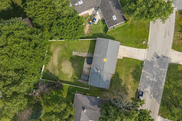 2343 DEER TRAIL, Green Bay, WI 54302