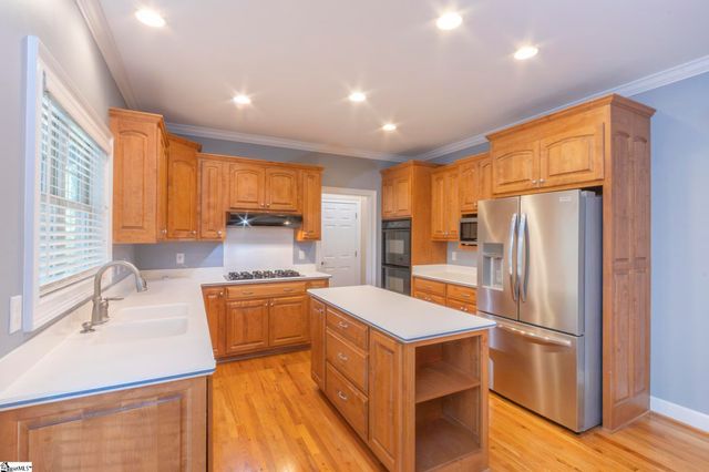 129 Sommerset Lane, Easley, SC 29642