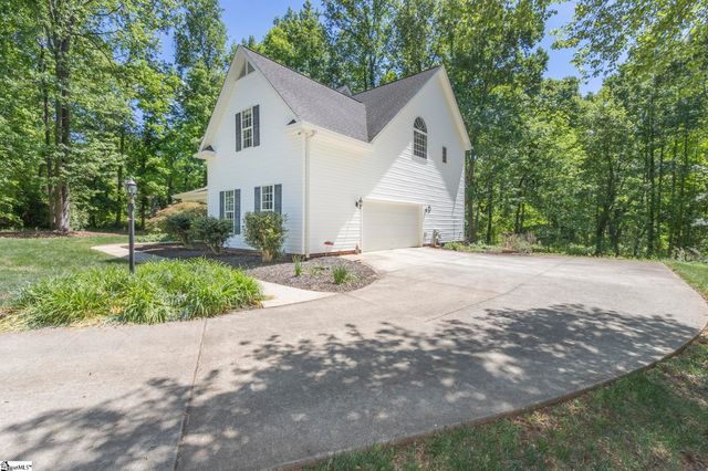 129 Sommerset Lane, Easley, SC 29642