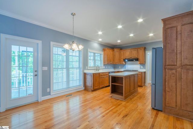 129 Sommerset Lane, Easley, SC 29642