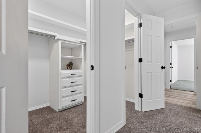 1 SE Shadowlake Drive 1, Bartlesville, OK 74006