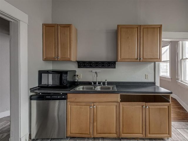 1527 NW 33rd Street, Oklahoma City, OK 73118
