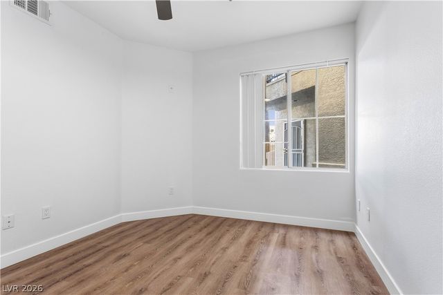 7155 South Durango Drive 104, Las Vegas, NV 89113