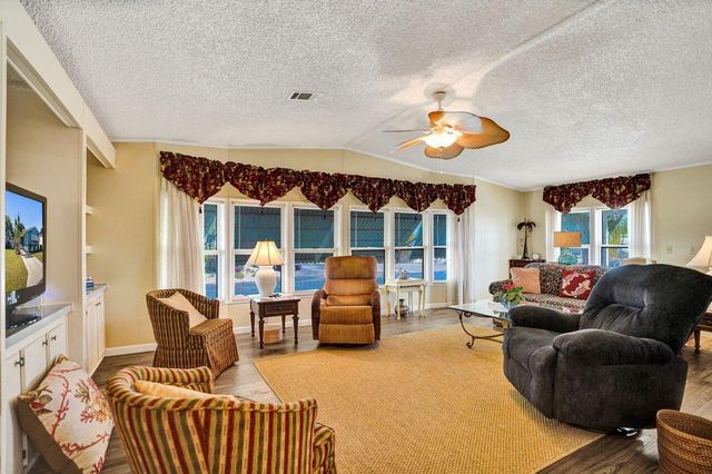 4146 S Shady Lane, Boynton Beach, FL 33436