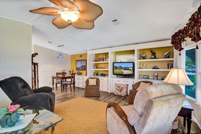 4146 S Shady Lane, Boynton Beach, FL 33436