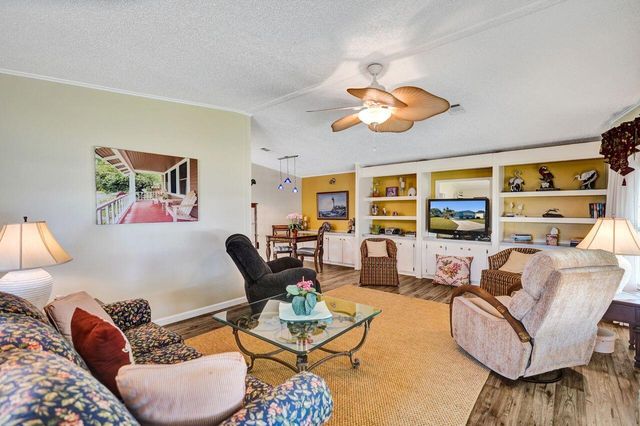 4146 S Shady Lane, Boynton Beach, FL 33436