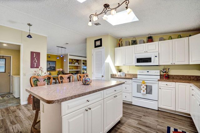 4146 S Shady Lane, Boynton Beach, FL 33436