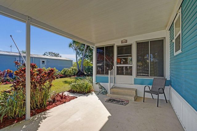 4146 S Shady Lane, Boynton Beach, FL 33436