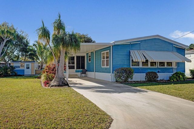 4146 S Shady Lane, Boynton Beach, FL 33436