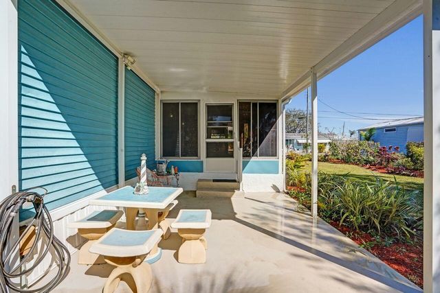 4146 S Shady Lane, Boynton Beach, FL 33436