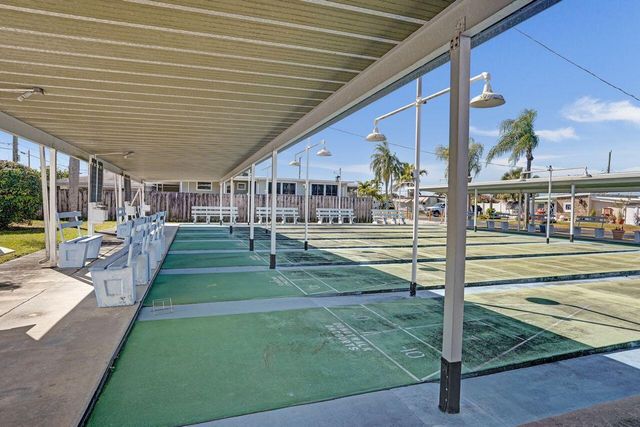 4146 S Shady Lane, Boynton Beach, FL 33436