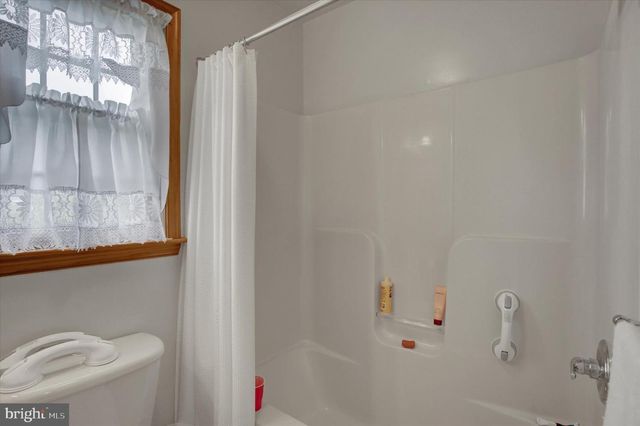11494 WILLIAMSPORT PIKE, Greencastle, PA 17225