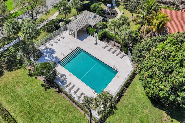 3825 Sabal Lakes Road, Delray Beach, FL 33445