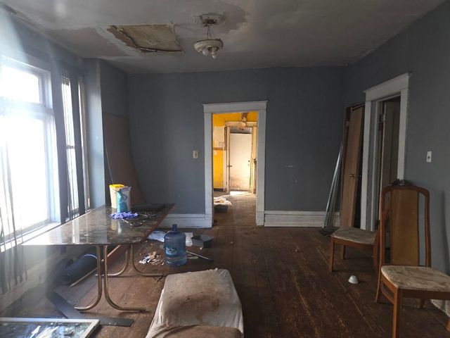 433 W 103rd Street, Chicago, IL 60628