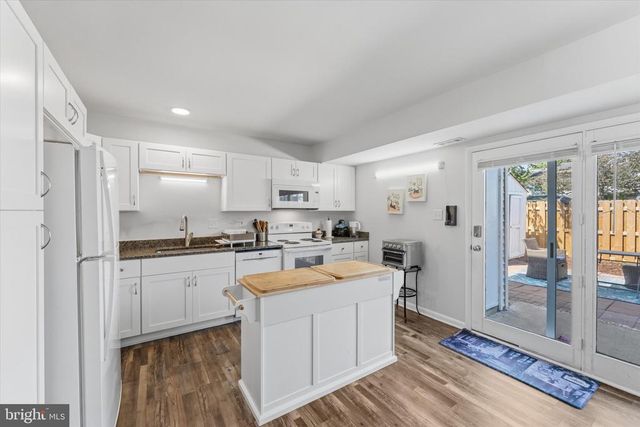 5116 PECAN DR, Fredericksburg, VA 22407