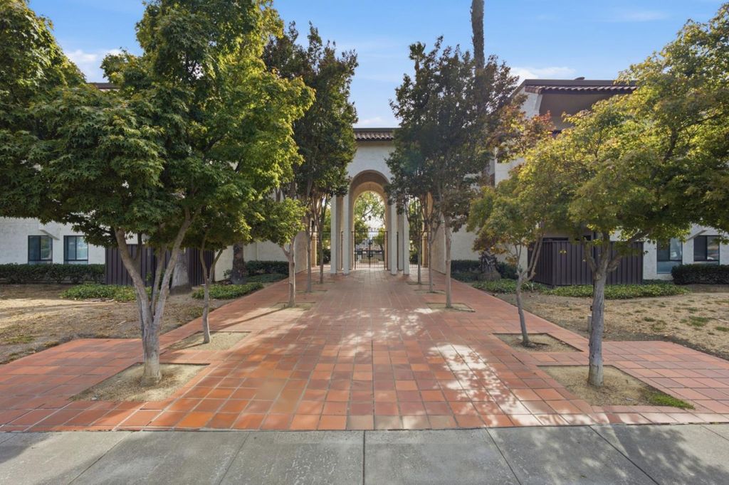 39975 Cedar Boulevard 130, Newark, CA 94560