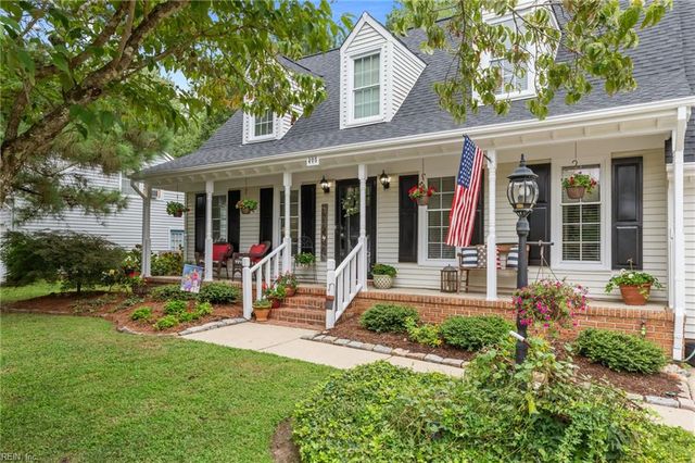 405 Currituck DR, Chesapeake, VA 23322