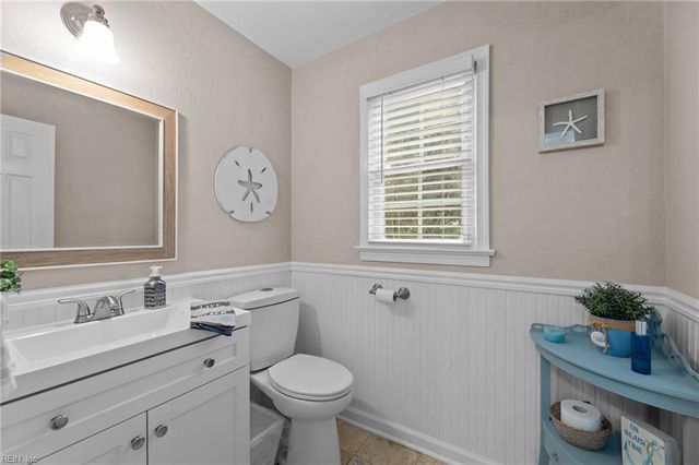 405 Currituck DR, Chesapeake, VA 23322