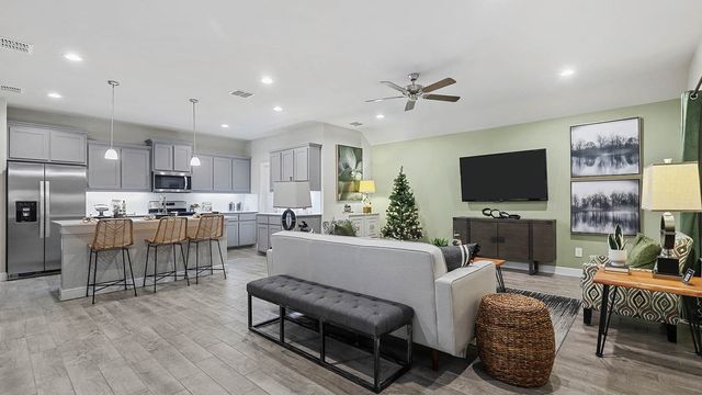 4237 CORNERSTONE Circle, Granbury, TX 76048