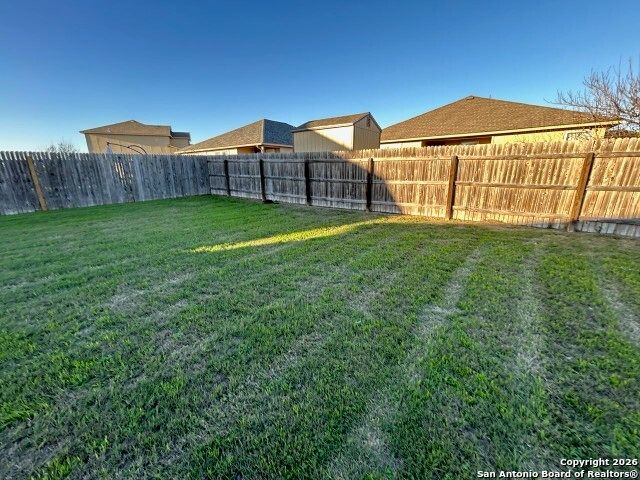 1412 Birmingham, Seguin, TX 78155