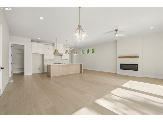 4140 Z St, Washougal, WA 98671