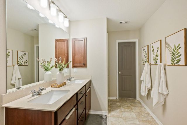 175 Gustaf TRL, Kyle, TX 78640