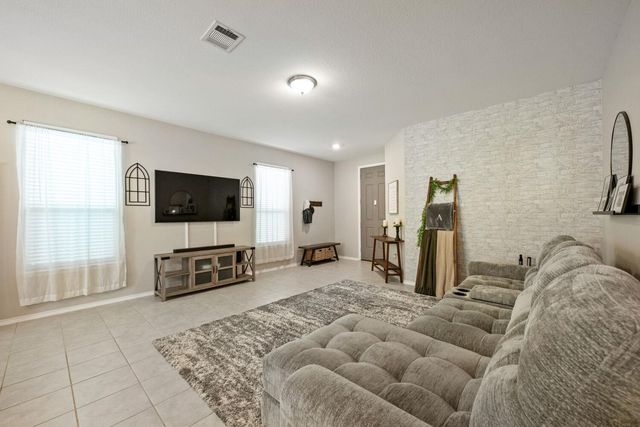 175 Gustaf TRL, Kyle, TX 78640