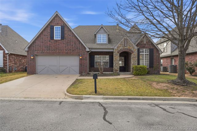 9402 S 73rd East Avenue, Tulsa, OK 74133